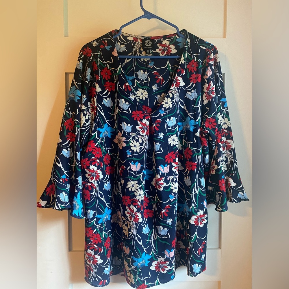 Floral 3/4 bell sleeve Bobeau top - size XL